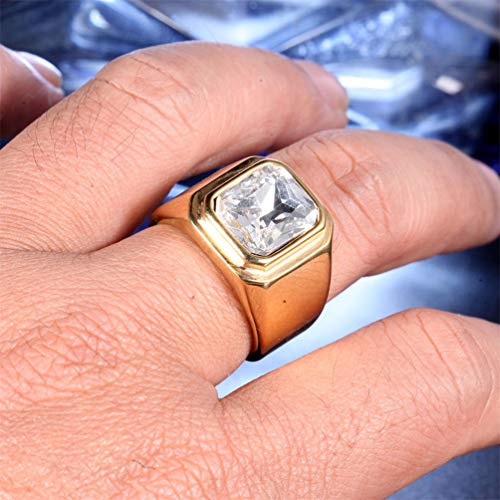 Luxurious Gold Ring with Cushion-Cut Stone 💍