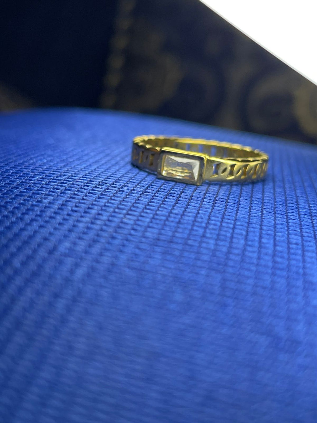 Loveseason Upgrade your style with our Stunning Golden Cuban Chain Ring featuring Square Cubic Zirconia Perfect for weddings